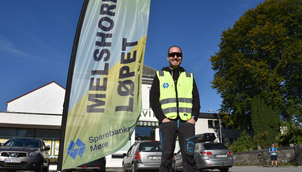 KUNNE GLISE: Sindre Monsholm i Melshornets venner var glad over at så mange deltok i motbakkeløp lørdag. KUNNE GLISE: Sindre Monsholm i Melshornets venner var glad over at så mange deltok i motbakkeløp lørdag.