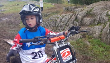 Axel har drevet med trial i to og et halvt år. Axel har drevet med trial i to og et halvt år.