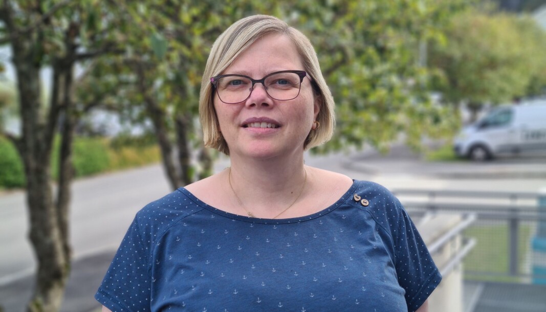 FORNØYD: Marte Skrede Hide i Sosialistisk Venstreparti (SV) i Herøy er fornøyd med regjeringskiftet, og håper partiet kan bidra til å jevne ut forskjeller. FORNØYD: Marte Skrede Hide i Sosialistisk Venstreparti (SV) i Herøy er fornøyd med regjeringskiftet, og håper partiet kan bidra til å jevne ut forskjeller.