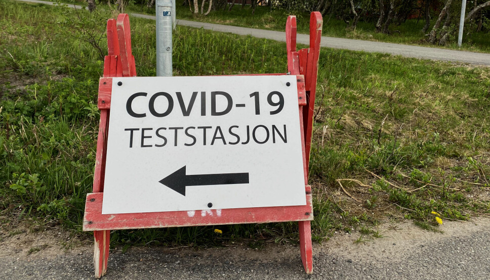 TEST: Mange i Sande kommune tester seg for koronaviruset etter at ni smittetilfeller ble registrert onsdag. Smitten kommer fra et verft i kommunen.