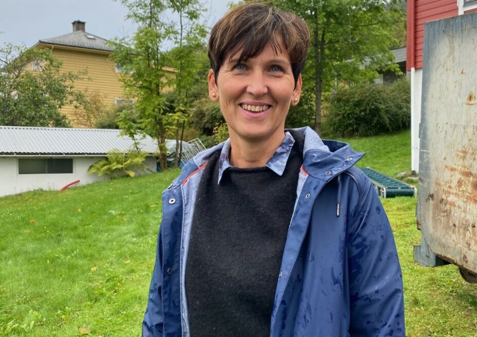 Rektor Lilli Brenne Røv er fornøyd med handelen. Rektor Lilli Brenne Røv er fornøyd med handelen.