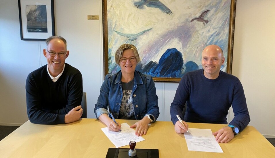 Fra venstre: Daglig leder Sverre Leivdal, Ordfører Sølvi Dimmen og styreleder Olav Trandal. Fra venstre: Daglig leder Sverre Leivdal, Ordfører Sølvi Dimmen og styreleder Olav Trandal.