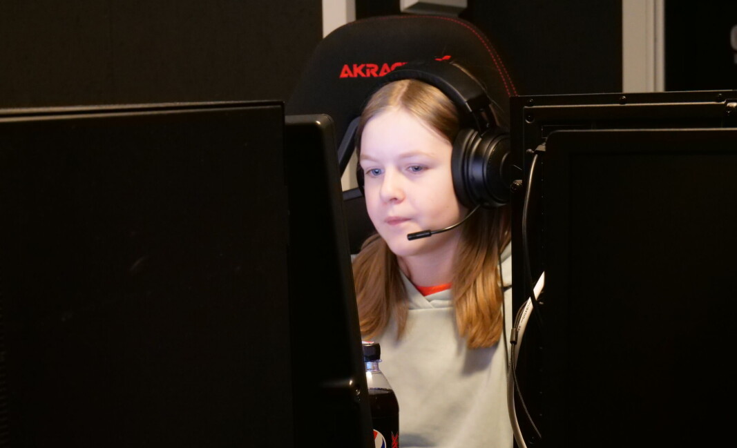 FORTNITE: Thea Åmås Løvik liker best å spille Fortnite, både alene og sammen med venner. FORTNITE: Thea Åmås Løvik liker best å spille Fortnite, både alene og sammen med venner.