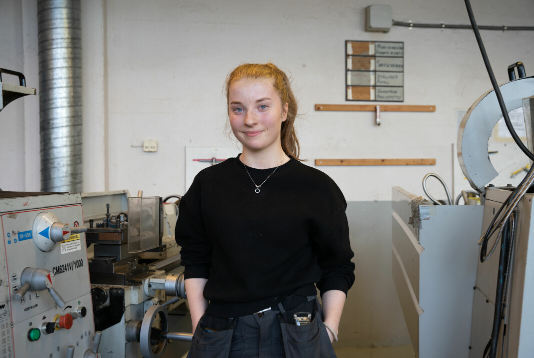 ØRSTA VGS: Lea Heltne (17) forteller om fordommer knyttet til jenter ved tradisjonelt mannsdominerte yrkesretninger.