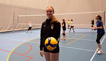 LAGSPILLER: Ingrid Kristine Simonsen (15) er fornøyd med samarbeidet under turneringen.