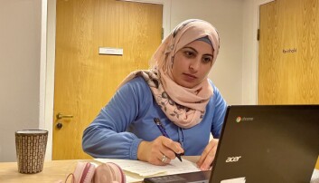 Wouroud Asjasem jobber hardt med studiene Wouroud Asjasem jobber hardt med studiene
