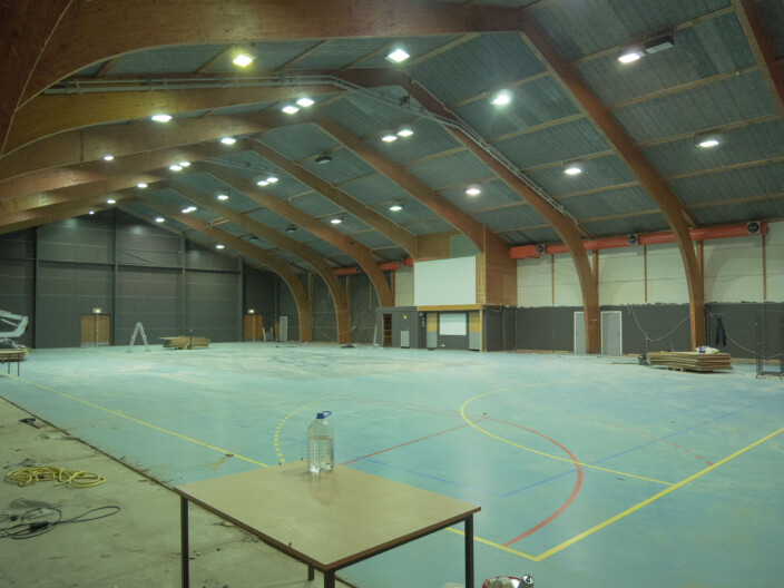 BLANKE ARK: Voldahallen ble ribbet helt ned til gulvet fra 1978. BLANKE ARK: Voldahallen ble ribbet helt ned til gulvet fra 1978.
