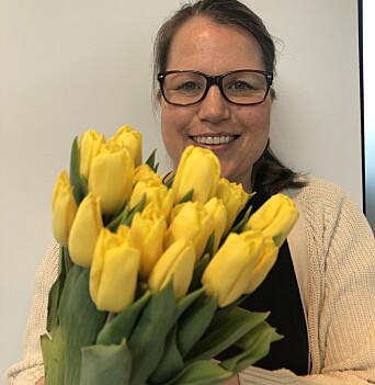 TULIPANER: I dag tidlig hadde radio sin siste sending, så nå teller Charlotte ned timene til ferie. TULIPANER: I dag tidlig hadde radio sin siste sending, så nå teller Charlotte ned timene til ferie.