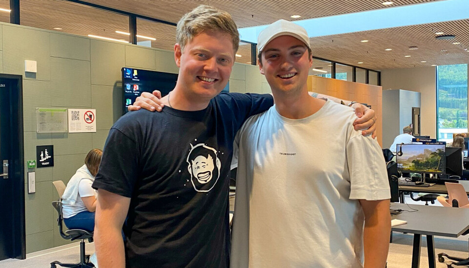 HØYE FORVENTNINGER: Erlend Arnesen (t.v.) og Fredrik Nygaard ser fram mot seks uker der de får utfolde seg kreativt på radio. HØYE FORVENTNINGER: Erlend Arnesen (t.v.) og Fredrik Nygaard ser fram mot seks uker der de får utfolde seg kreativt på radio.