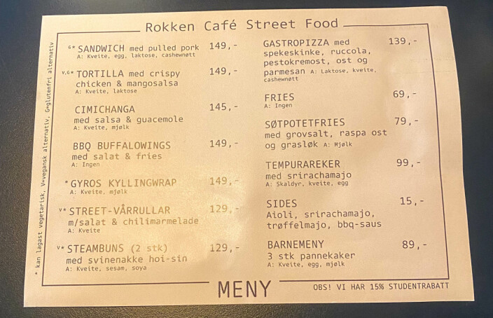 UTVALG: Det var et variert utvalg av "streetfood" på menyen. Verdt å merke seg er at spisestedet har 15 prosent studentrabatt.