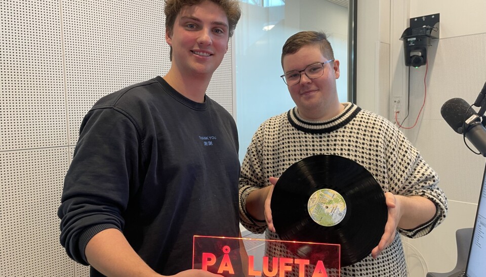 Nyhetsoppleser Fredrik Nygaard og programleder Trond Odin Johansen.c Nyhetsoppleser Fredrik Nygaard og programleder Trond Odin Johansen.c