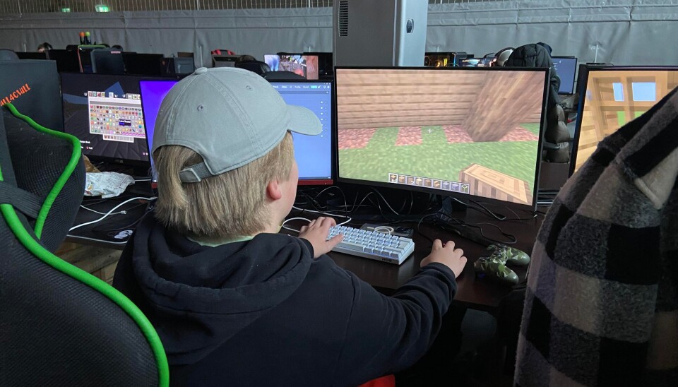 SPILLEGLEDE: Erik Stammes (12) deltar på en felles Minecraft-konkurranse på UlsteinLAN. SPILLEGLEDE: Erik Stammes (12) deltar på en felles Minecraft-konkurranse på UlsteinLAN.