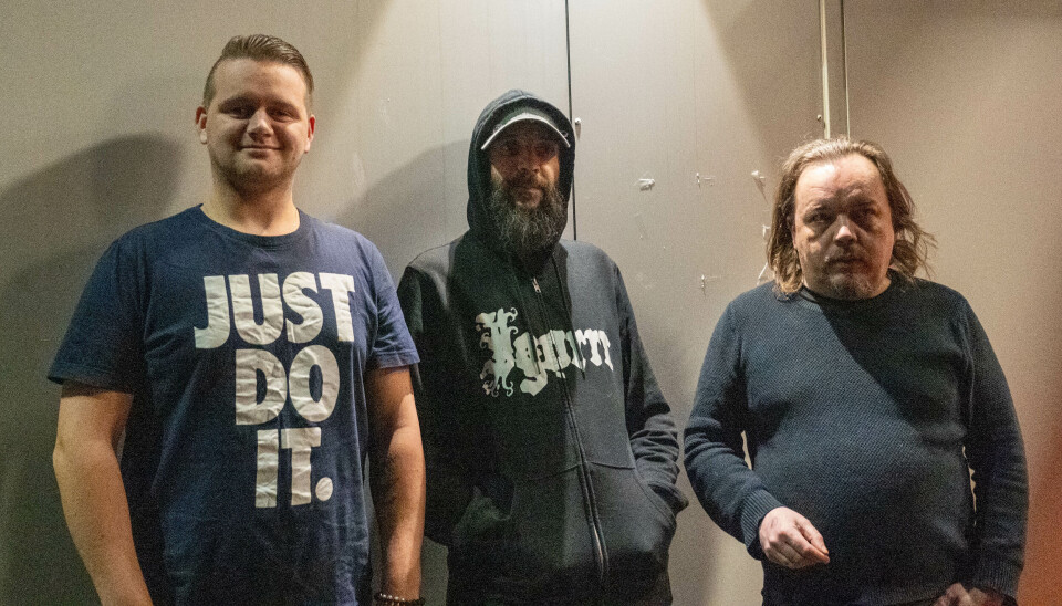 FASTE KUNDER: Bendik Mork Folkestad f.v. Håvard Krøvel-Velle og Roger Kjøde er klare for Quiz på åpningen av Stødt Bar & Scene. FASTE KUNDER: Bendik Mork Folkestad f.v. Håvard Krøvel-Velle og Roger Kjøde er klare for Quiz på åpningen av Stødt Bar & Scene.