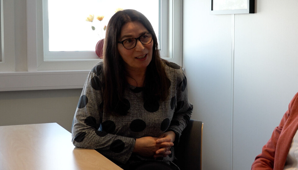 MENER FLERE MÅ TA ANSVAR: Nina Kvalen forteller om et klart regelbrudd fra butikkenes side. MENER FLERE MÅ TA ANSVAR: Nina Kvalen forteller om et klart regelbrudd fra butikkenes side.