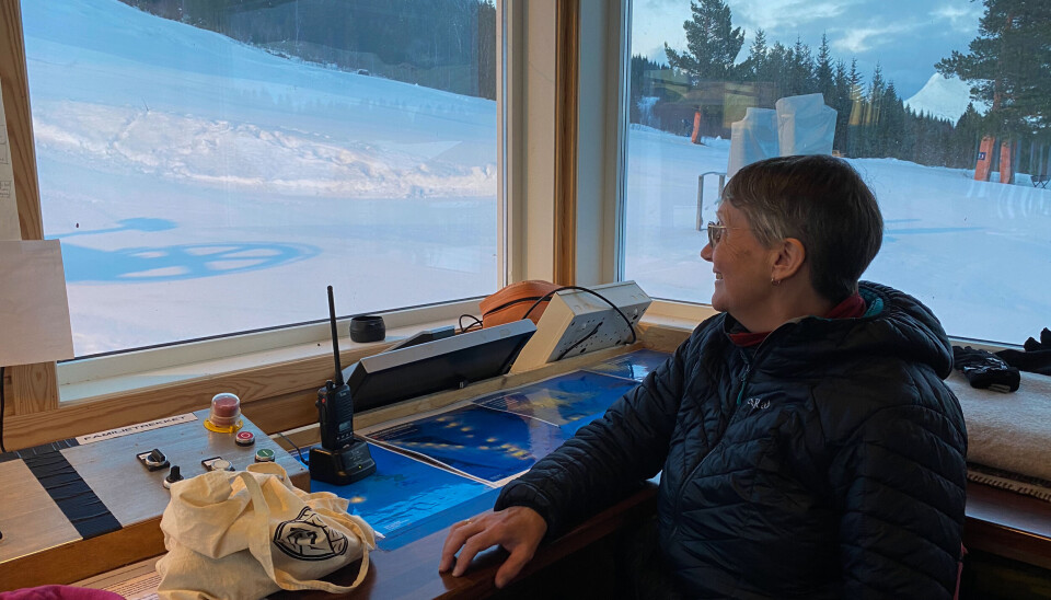 STYRER HEISEN: Lüthcke senker gjerne hastigheten på skiheisen hvis noen er utrygg. STYRER HEISEN: Lüthcke senker gjerne hastigheten på skiheisen hvis noen er utrygg.