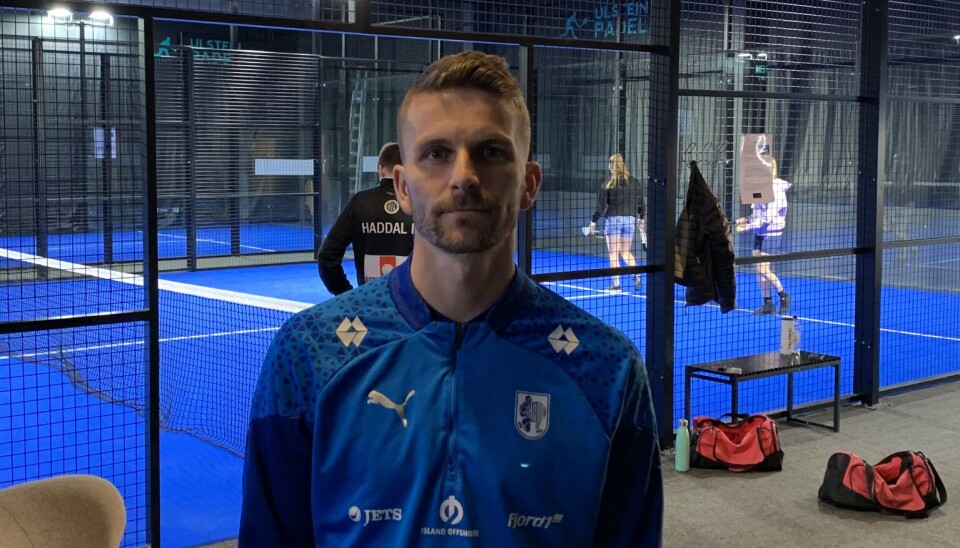 MEDEIER: Torbjørn Kallevåg er en av medeierne bak padelsatsingen i Ulsteinvik. Kallevåg spiller til daglig fotball i Hødd IL.