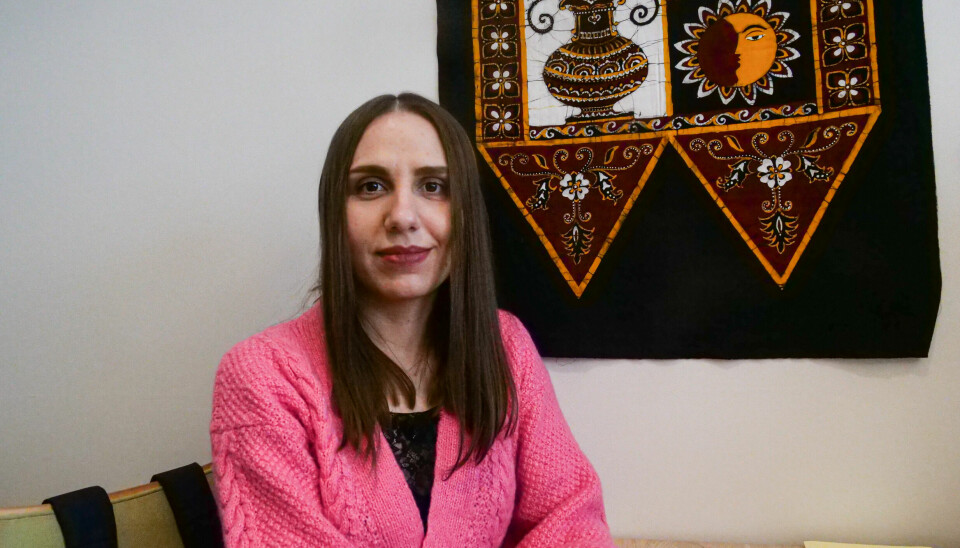 TRYGG, MEN REDD: Iryna er glad for å være i trygge Volda, men er samtidig redd for familien sin hjemme i Ukraina.