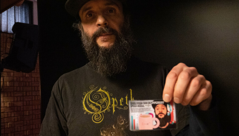 Krøvel-Velle laga seg eit gåvekort da han først satt opp mysteriekammeret i fjor sommar Krøvel-Velle laga seg eit gåvekort da han først satt opp mysteriekammeret i fjor sommar