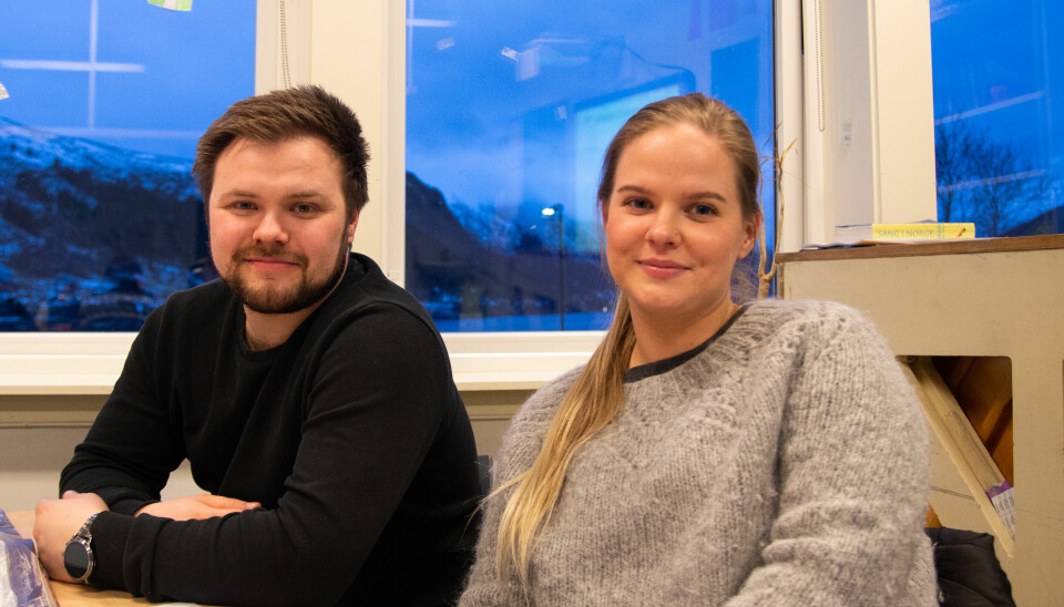 FLYTTET HJEM: Lars Aahjem (til venstre) og Celine Endal er nylig flyttet tilbake til bygda.