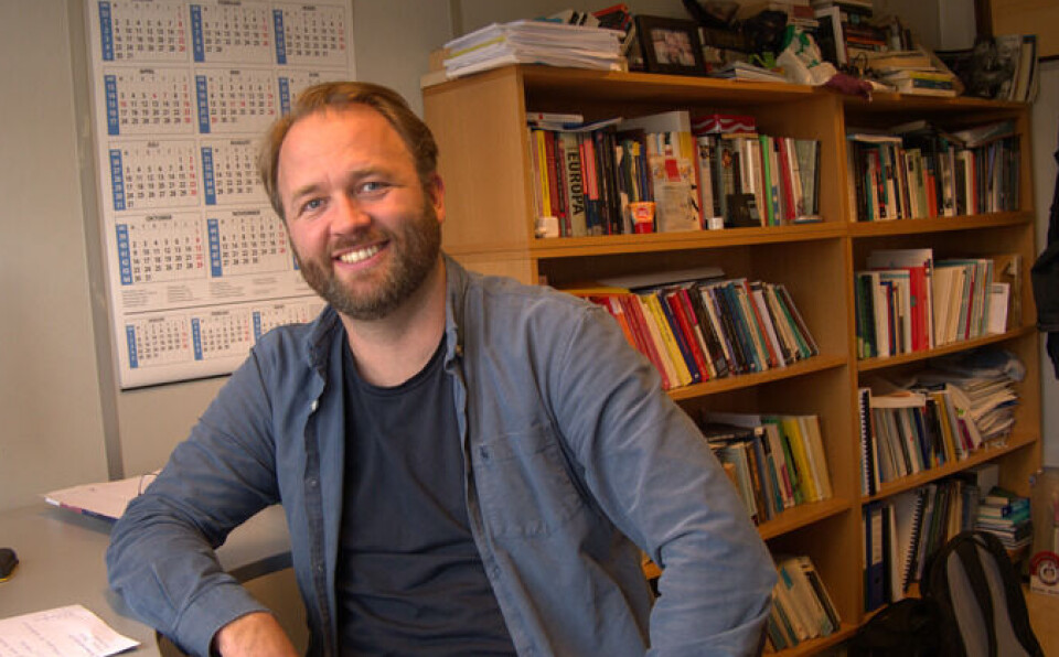 UNGE OG LOVENDE?: Bjarte Folkestad er usikker på hvor mye elevene tenker gjennom hva de stemmer ved skolevalget.