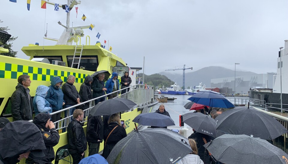 Lørdag var det samlet tett i tett på Larsneskaia for båtdåp av 'MV Liv'.