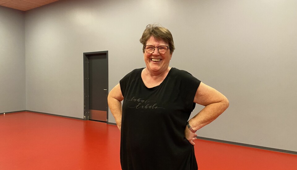 FORNØYD: Oddbjør Langøy har vært deltaker på kurset siden oppstarten for fem år siden. Hun gleder seg over de ukentlige dansetimene.