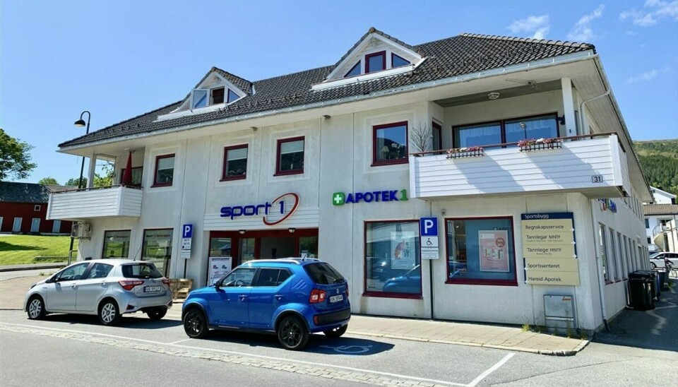 STENGT: Apotek 1 i Hareid kan ikke drive uten apotektekniker. De er nå midlertidig stengt. STENGT: Apotek 1 i Hareid kan ikke drive uten apotektekniker. De er nå midlertidig stengt.