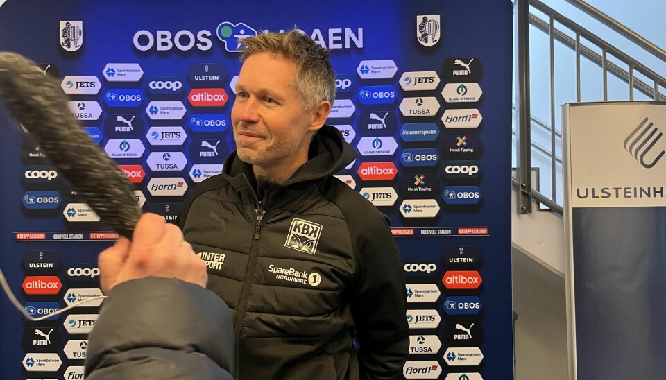 FORNØYD: KBK-trener Amund Skiri hadde alt å smile for etter kveldens tre poeng.