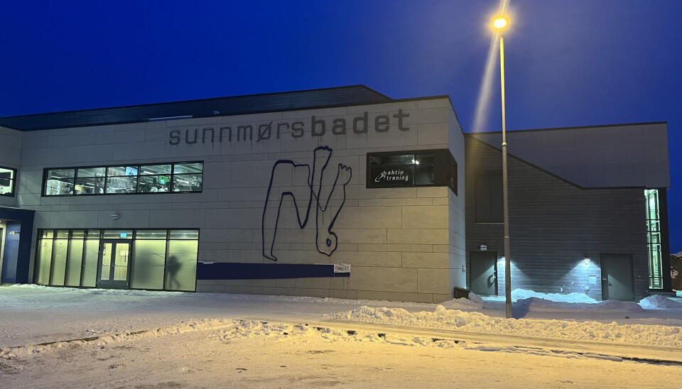 KONSERTLOKALE?:Ved Sunnmørsbadet gjekk den andre oppsetninga av flytekonsert av stabelen.