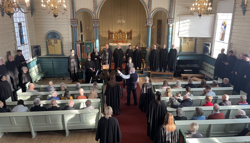 Laurdag 10. februar: Dei lokale strøymar til Ørsta Kyrkje når SKRUK kjem på besøk.
