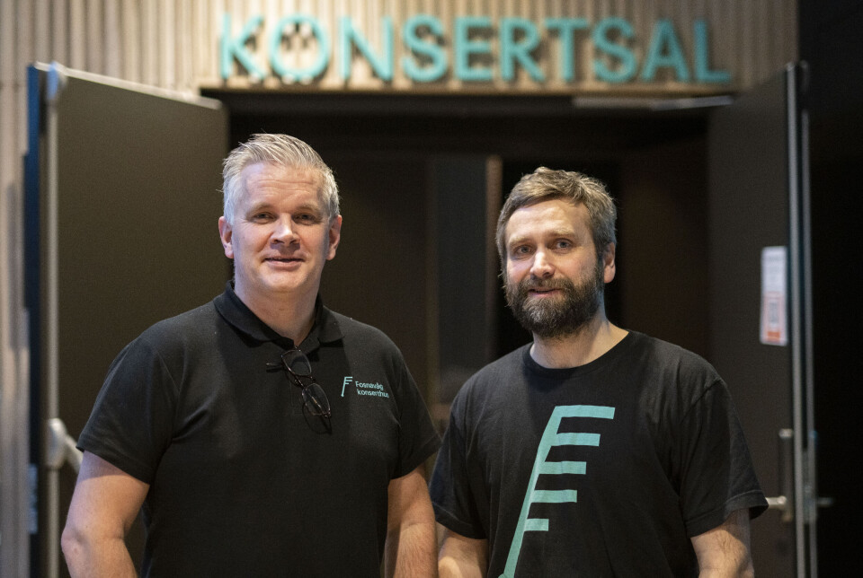 IMPONERTE: (Fv.) Petter Ole Kopperstad og Torgrim Skjerdal jobber hos Fosnavåg konserthus, og er imponerte over elevenes utvikling.