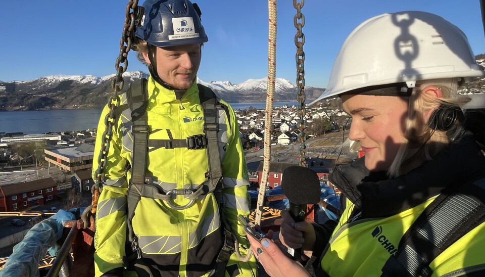 BETRYGGER: Henrik Schiøtz forteller at vi er i trygge hender.