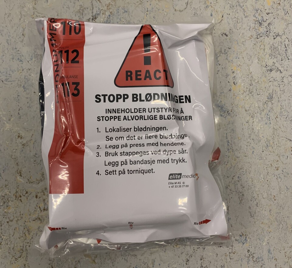 POSE: På posen står det instruksjoner som veileder ved eventuell bruk.