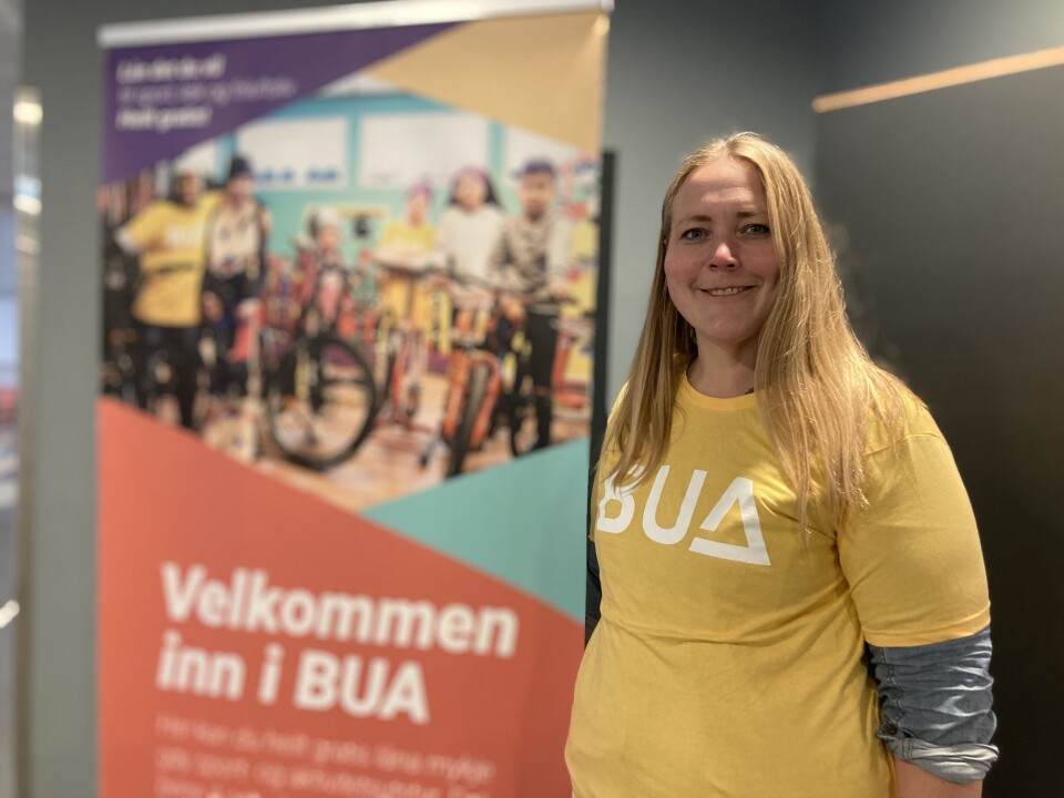 FORNØYD: Rebecca Riise Bjerknes er en av de på BUA som kan hjelpe deg.