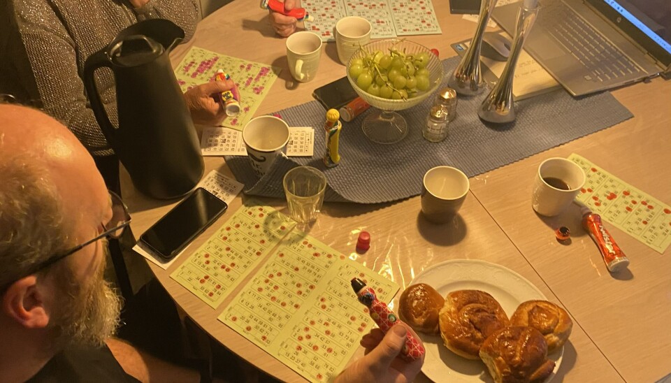 Bingo=hygge. Det står altid masse godsaker på bordet.