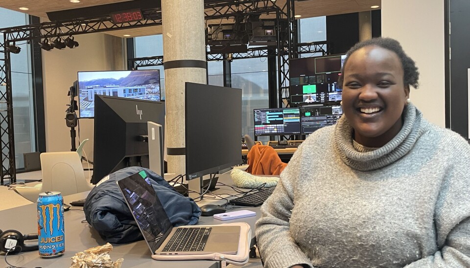SPENT: Stina Binda (20) gleder seg til å finne saker.