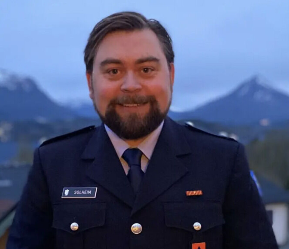 INFORMERER: Jonas Solheim forteller at det ikke var beregnet at alle skulle få plass i tilfluktsrom i den kalde krigen.