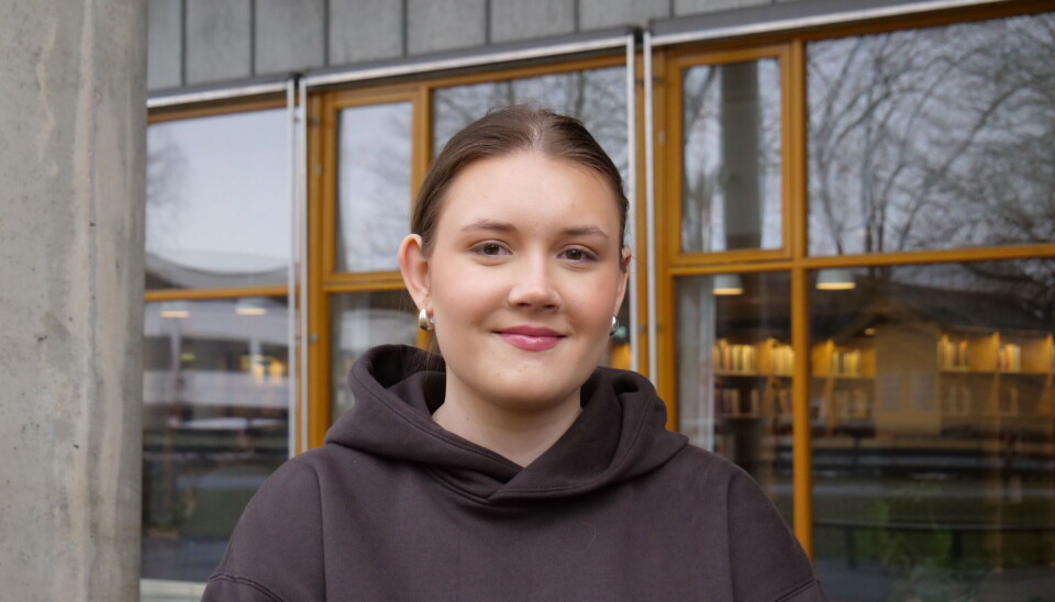 REAGERER: Student Sofie Paulsen (19) mener at helsetjenstene i Volda ikke dekker behovene for studentene.