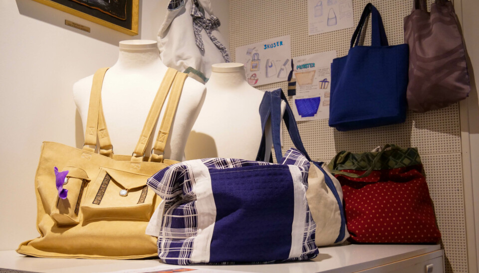 HÅNDLAGET: Vesker som skiller seg ut.