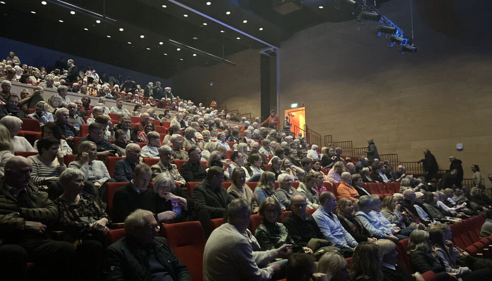 Salen var fylt av publikum som gledet seg til å se den norske stjernen.