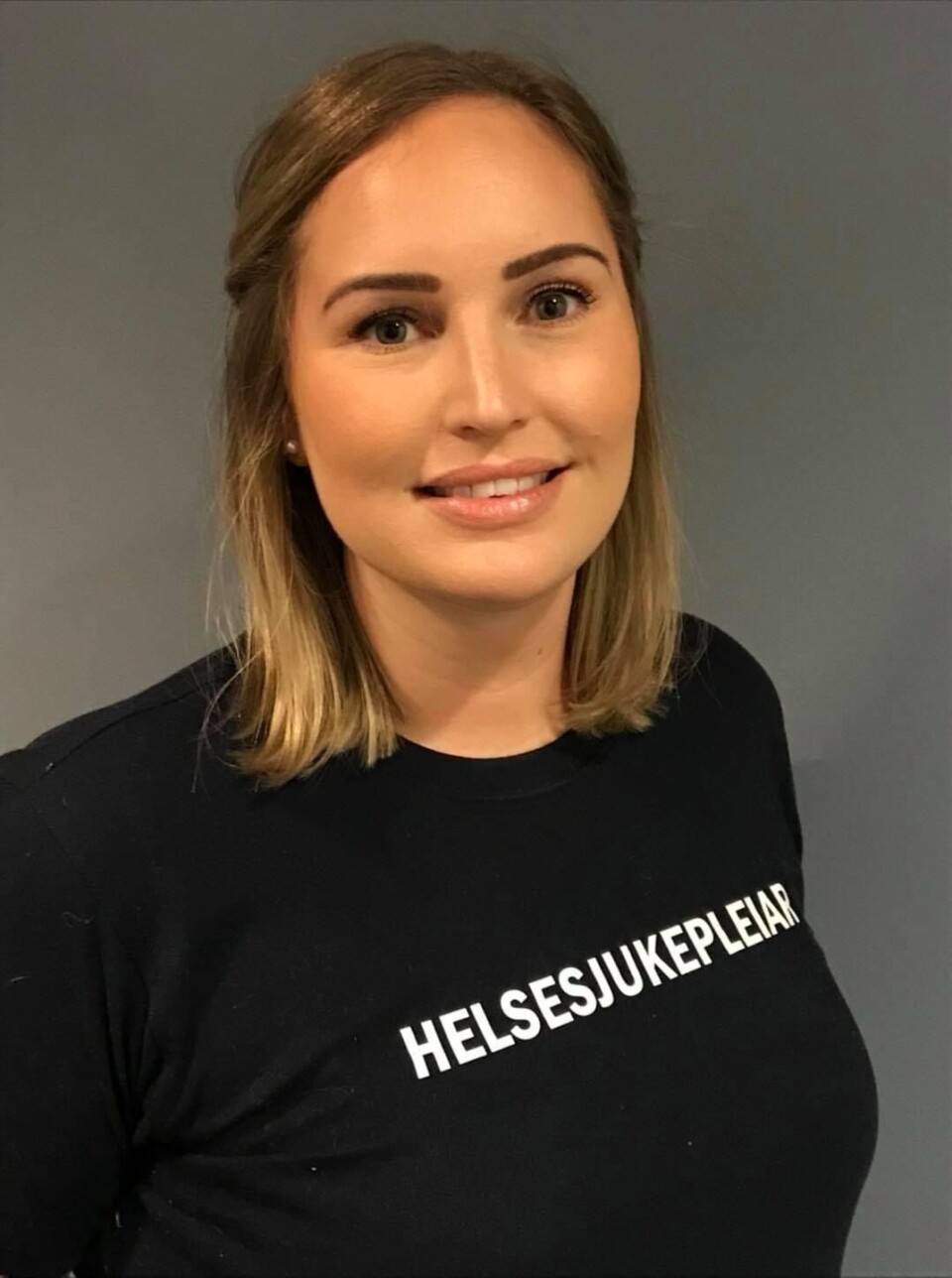 UTFORSKE: Birgitte Blomstervik sier en må prøve å finne ut selv hva det er som kan bidra til egen lykke.