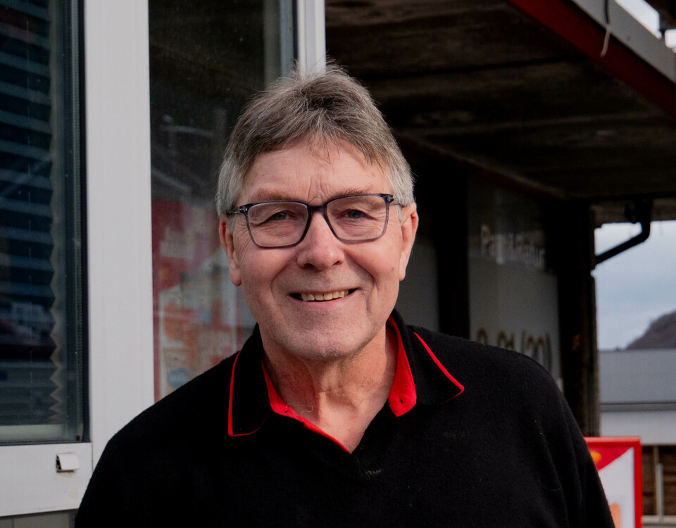 FORNØYD: Bjarte Roth har gjenfortalt historien videre til sine barn, slik at dette aldri skal bli glemt.