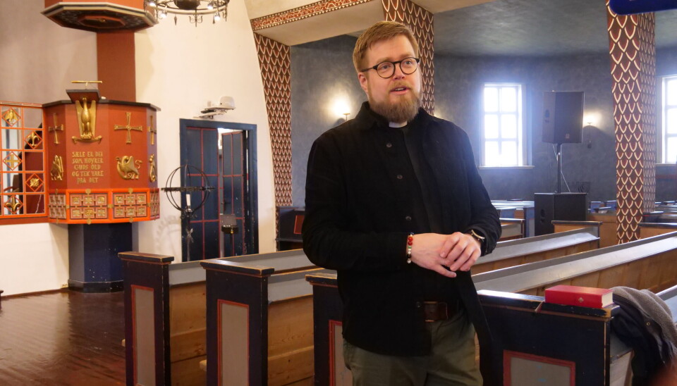 PRESTEN: Per Kristian Hovden Sætre sier at han skal ikke se bort ifra at det blir en vaffel i dag.