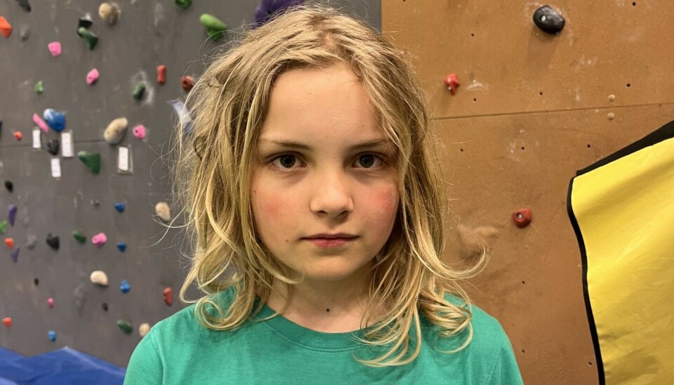 KLATRING: Brage Botnmark husker ikke helt hvorfor han ville begynne, men han liker godt å klatre.