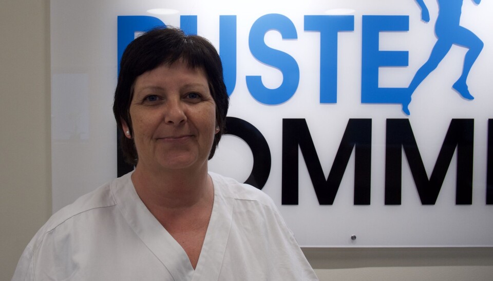 VENTETID: Kreftsykepleier Janne Håskjold sier det har vært en lang prosess å få Pusterommet på sykehuset. De søkte allerede for 10 år siden. I 2023 fikk de klarsignal.