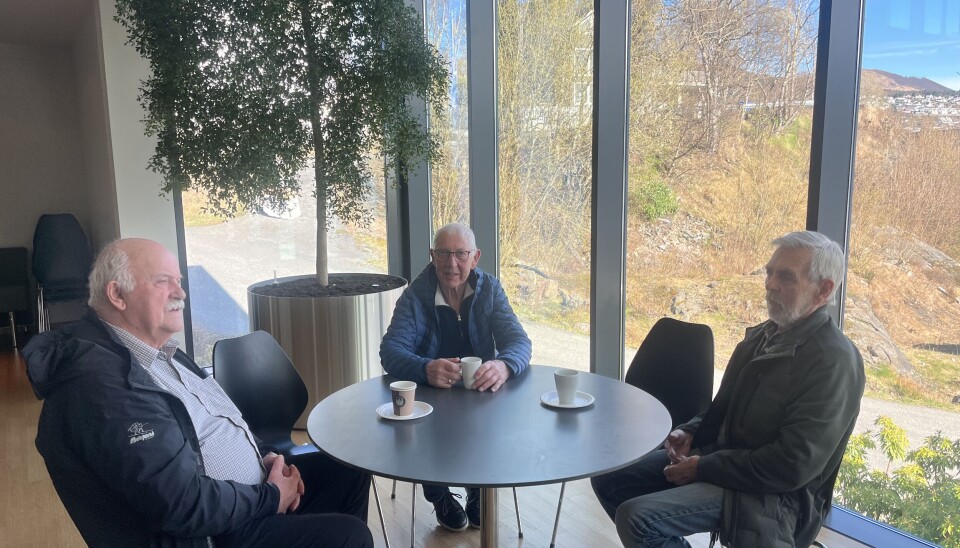 I KANTINEN: Tidligere arbeidskollegaer, og en god samtale