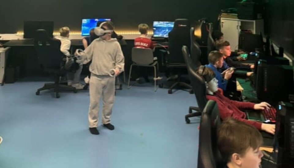 MØTEPLASS: På Ung Arena i Ulstein samles unge om gamingentusiasmen.