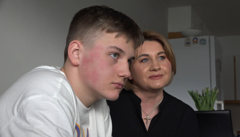 TØFF REISE: Tima og mora Inna har fått ein ny moglegheit i Ulsteinvik