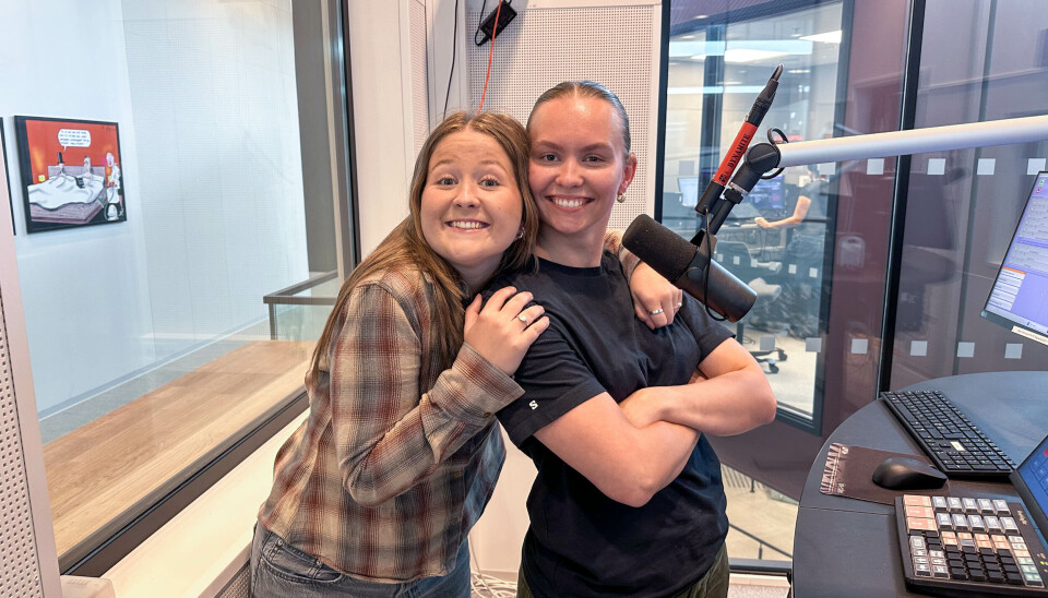 Programledere: Sunniva Gimmestad og Frida Ystebø ønsker dere en god ettermiddag!!