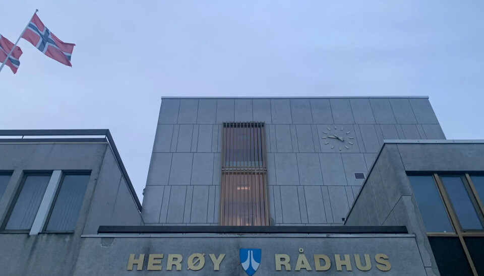 ØKONOMISK UBALANSE: Om Herøy kommune kjem med i Robek-registeret, vil dei vere den tredje på lista av kommunene på søre Sunnmøre.